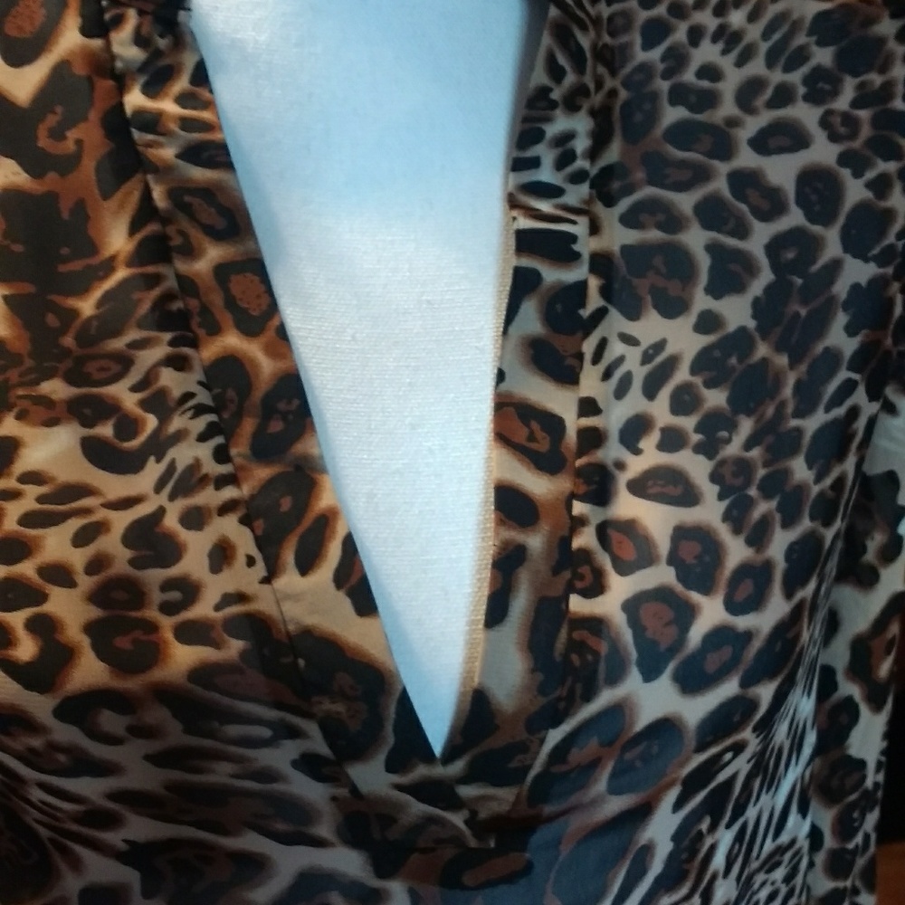 Leopard top small - Picture 4 of 6